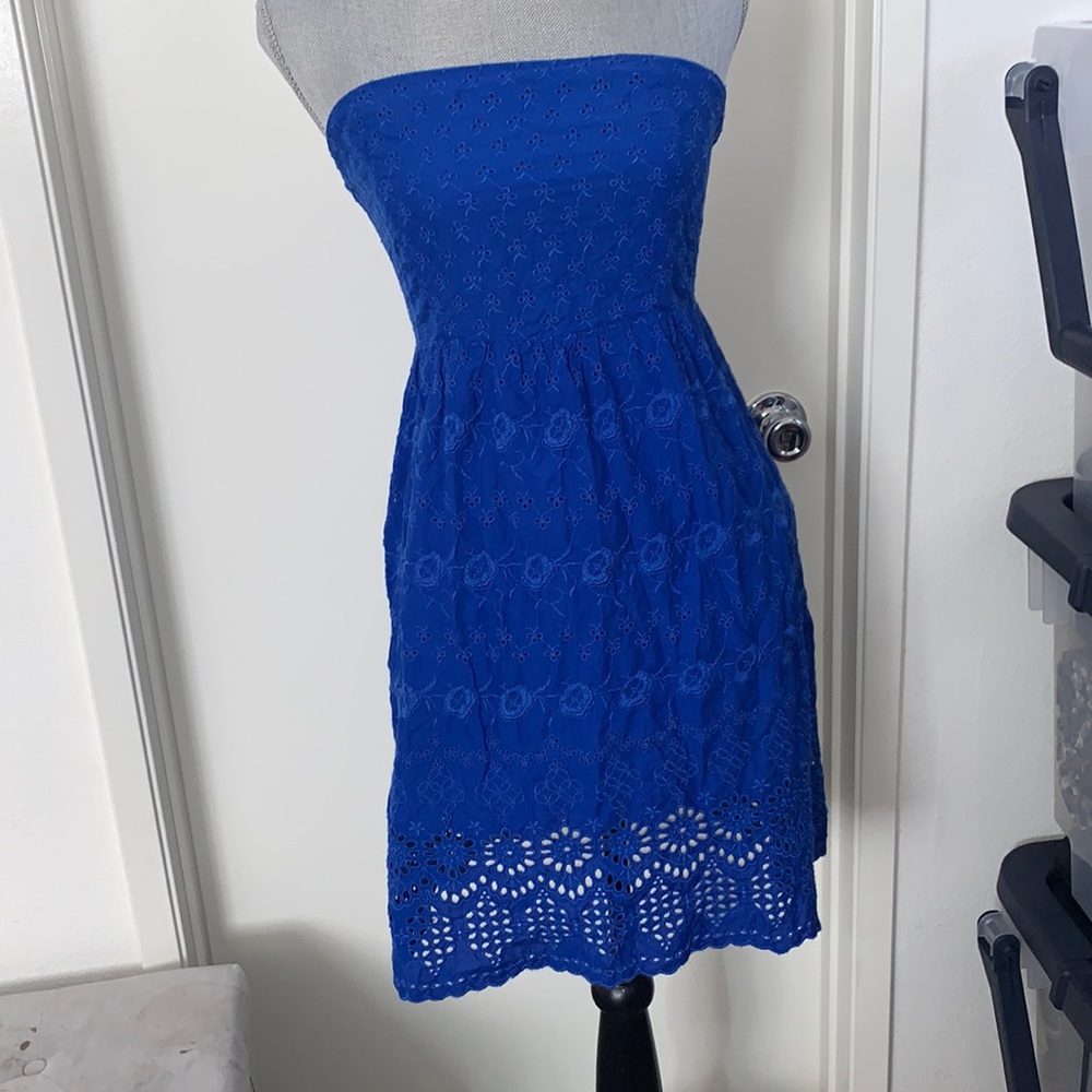 Old Navy royal blue strapless dress. Size 6.
